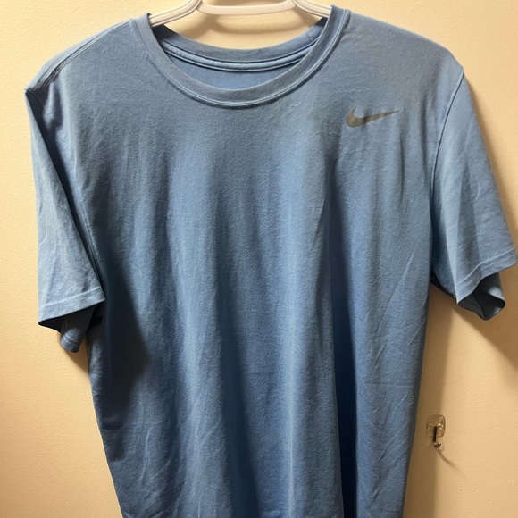 Blue nike athletic top - Picture 1 of 2